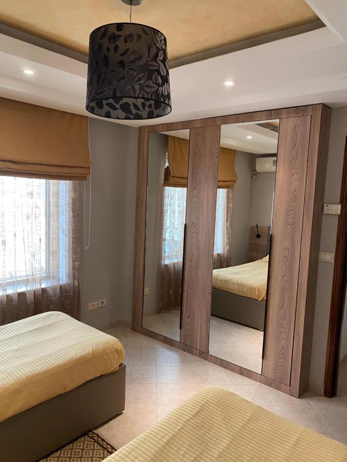 Apartment Palace Luxury Apartment-2 Bdr *