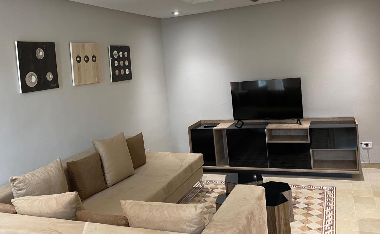 Palace Luxury Apartment-2 Bdr Apartment Tunis