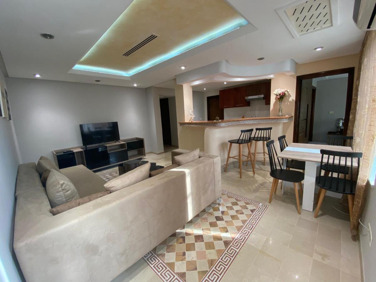 Apartment Palace Luxury Apartment-2 Bdr